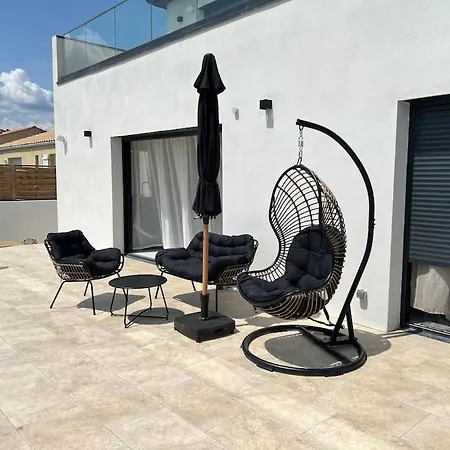Villa Piscine à Débordement Pignan